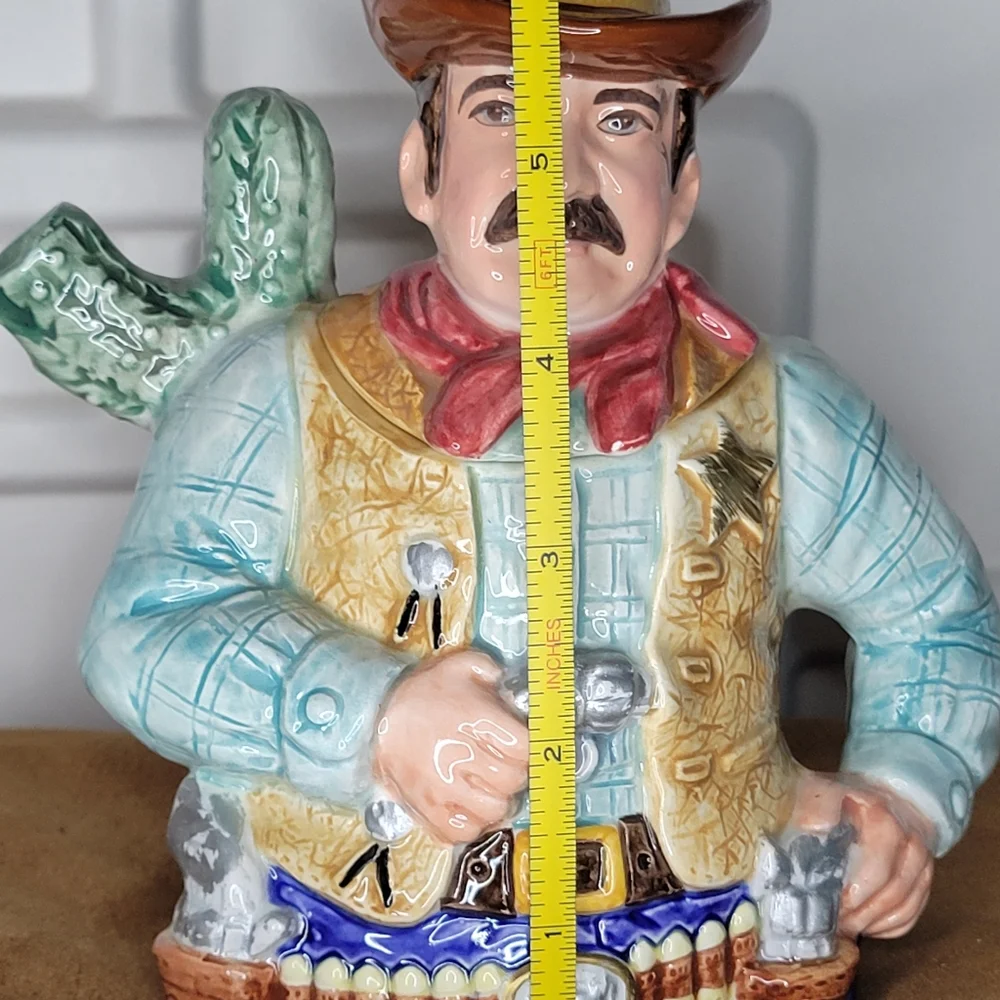 Sheriff tea pot like new